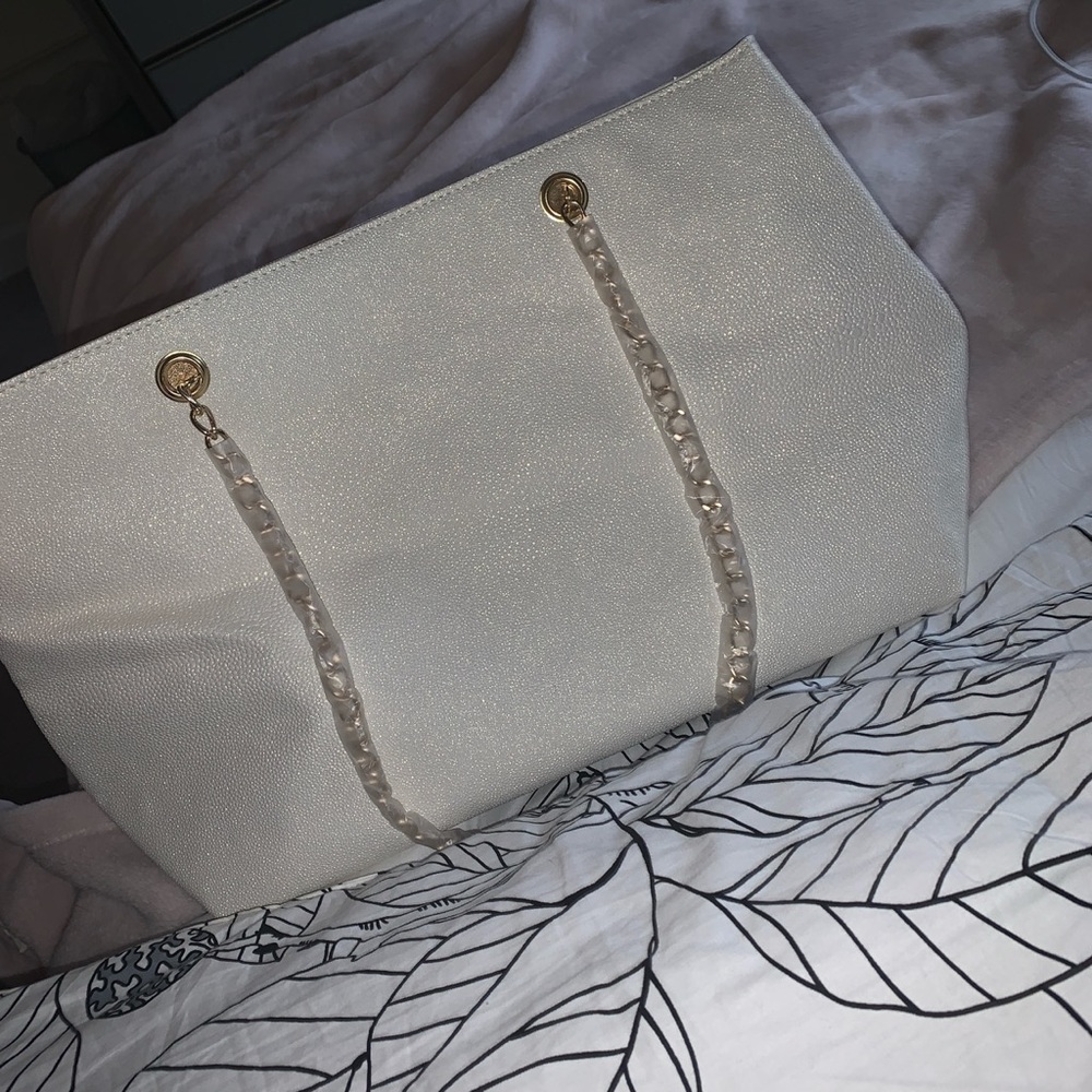 handbag - Picture 3 of 3